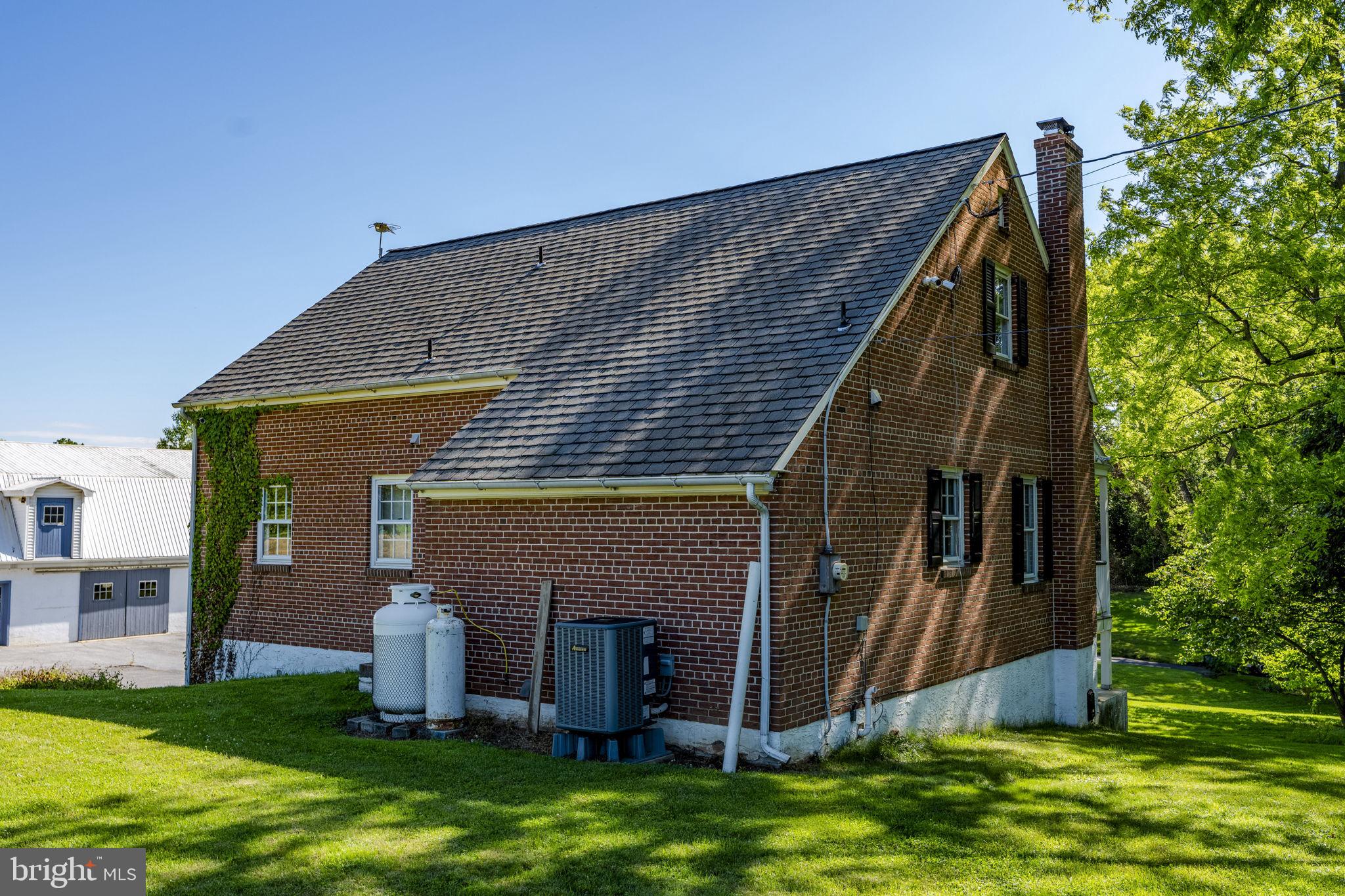131 Pinetown Road Leola, PA 17540 - Photo 13 of 66