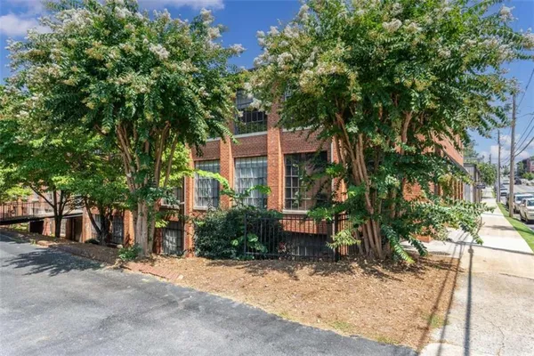 $297,500 | 301 Bradley Street, Unit A306, Carrollton, GA 30117