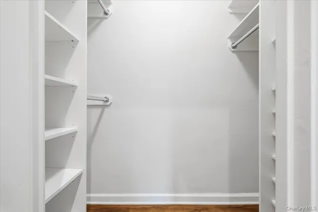 a view of walk in closet