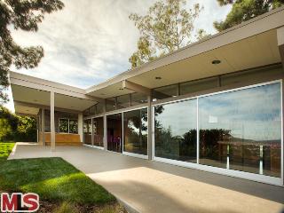 3604 Lowry Road Los Angeles, CA 90027 - Photo 1 of 1 Gallery Image 1