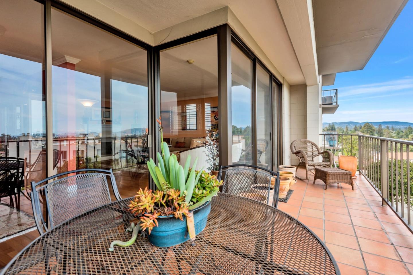 50 Mounds Road, Unit 305 San Mateo, CA 94402 - Photo 5 of 43