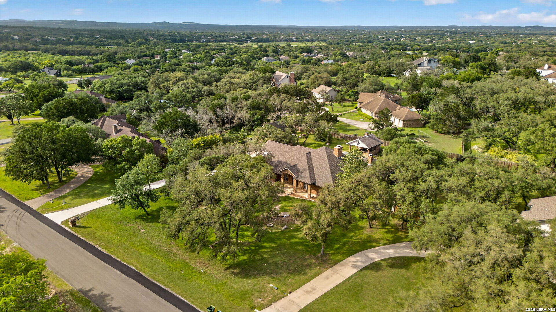 8639 Raintree Woods Drive Fair Oaks Ranch, TX 78015 - Photo 44 of 55