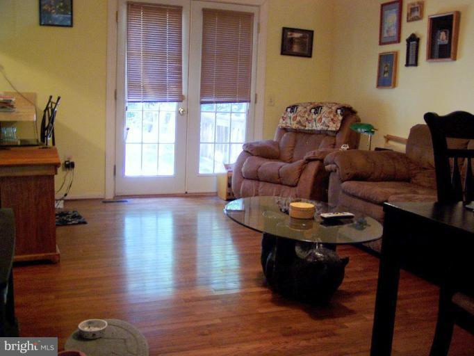 208 Finale Terrace Silver Spring, MD 20901 - Photo 10 of 12 Family Room