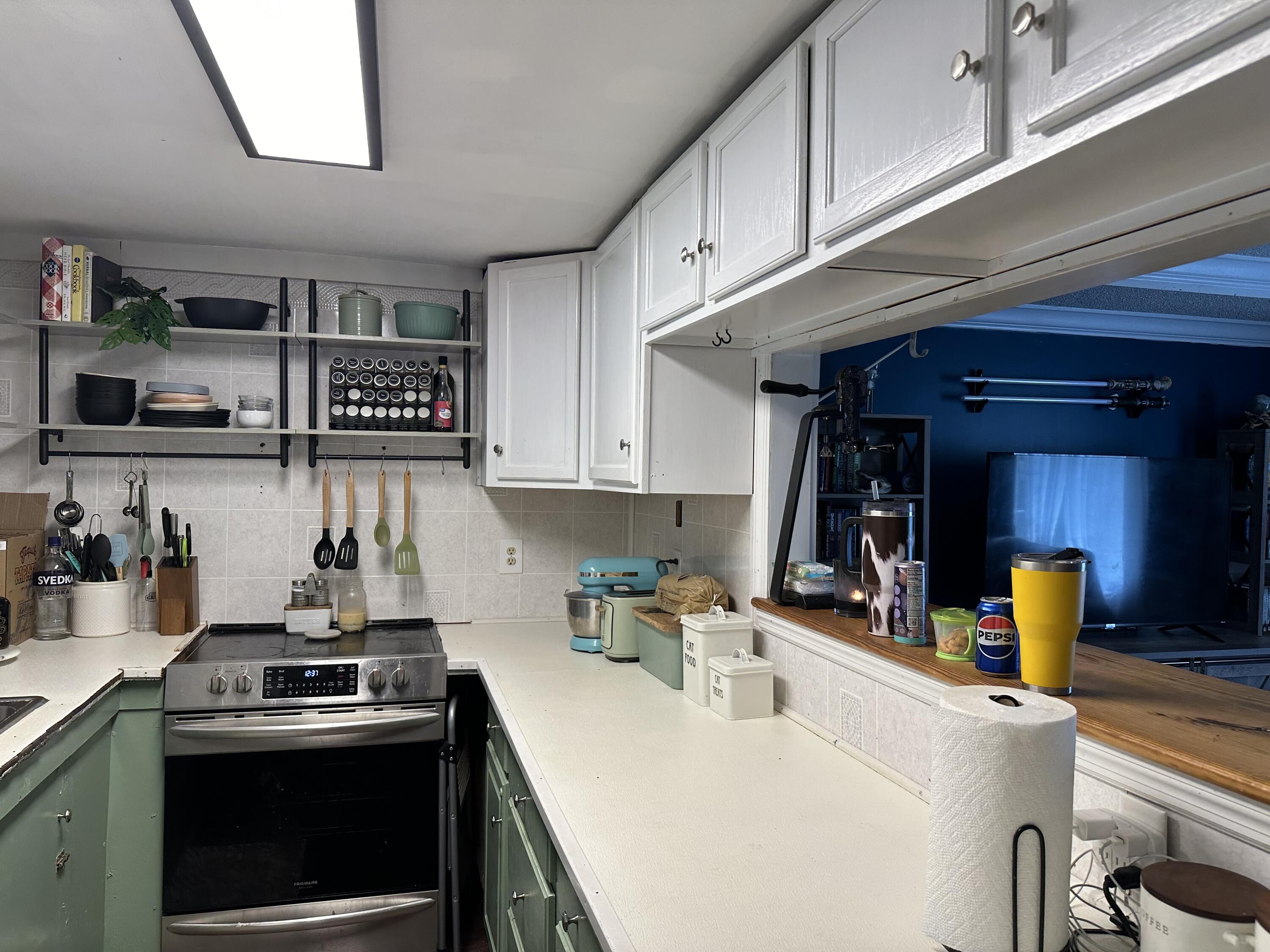 3267 Von Ohsen Road Ladson, SC 29485 - Photo 5 of 11 IMG_5847