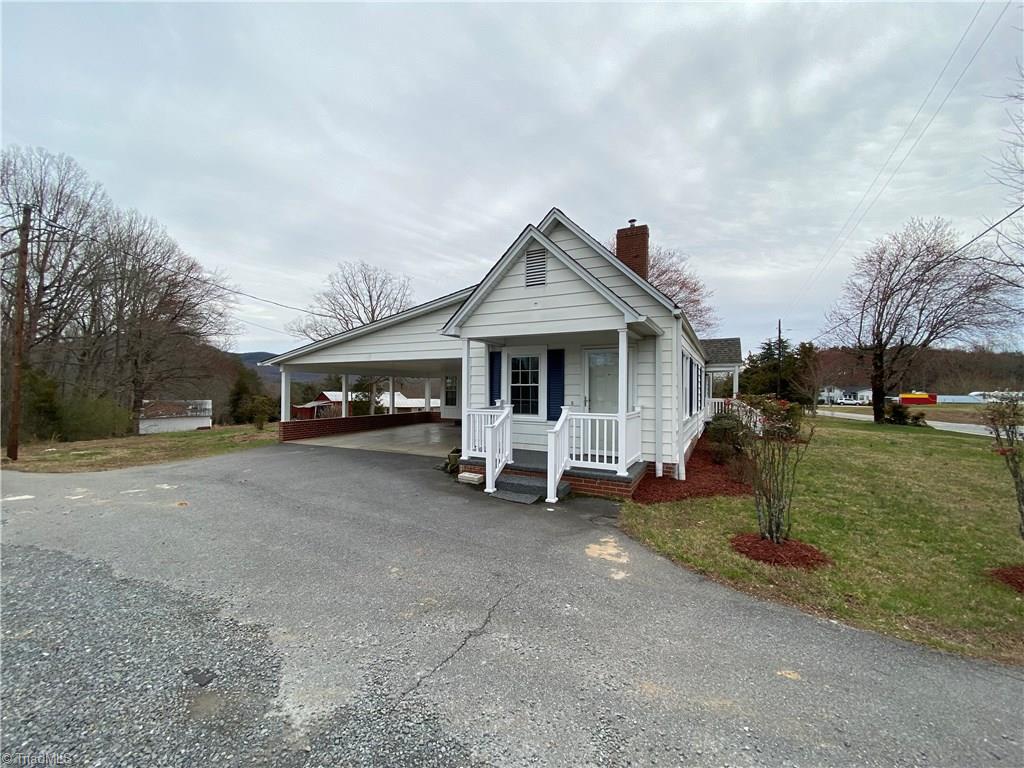 3032 Volunteer Road Pinnacle, NC 27043 - Photo 12 of 30