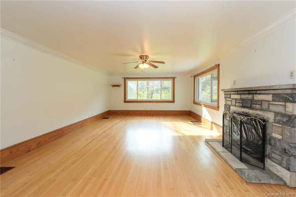 1227 Garren Creek Road Fairview, NC 28730 - Photo 13 of 38 Gallery Image 13