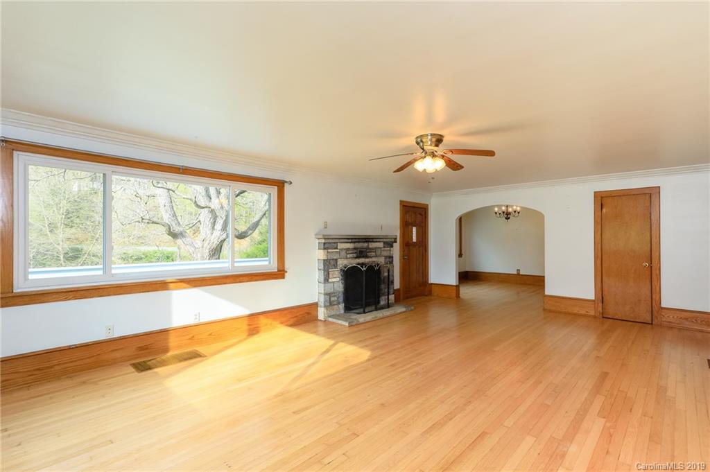 1227 Garren Creek Road Fairview, NC 28730 - Photo 15 of 38 Gallery Image 15