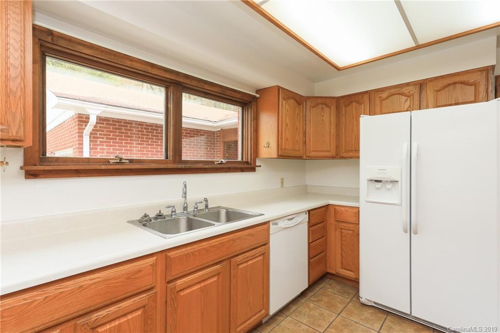 1227 Garren Creek Road Fairview, NC 28730 - Photo 16 of 38 Gallery Image 16