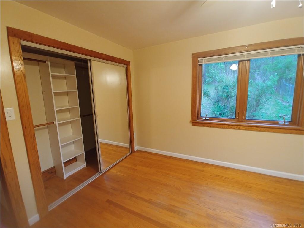 1227 Garren Creek Road Fairview, NC 28730 - Photo 21 of 38 Gallery Image 21