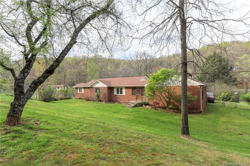 1227 Garren Creek Road Fairview, NC 28730 - Photo 24 of 38 Gallery Image 24