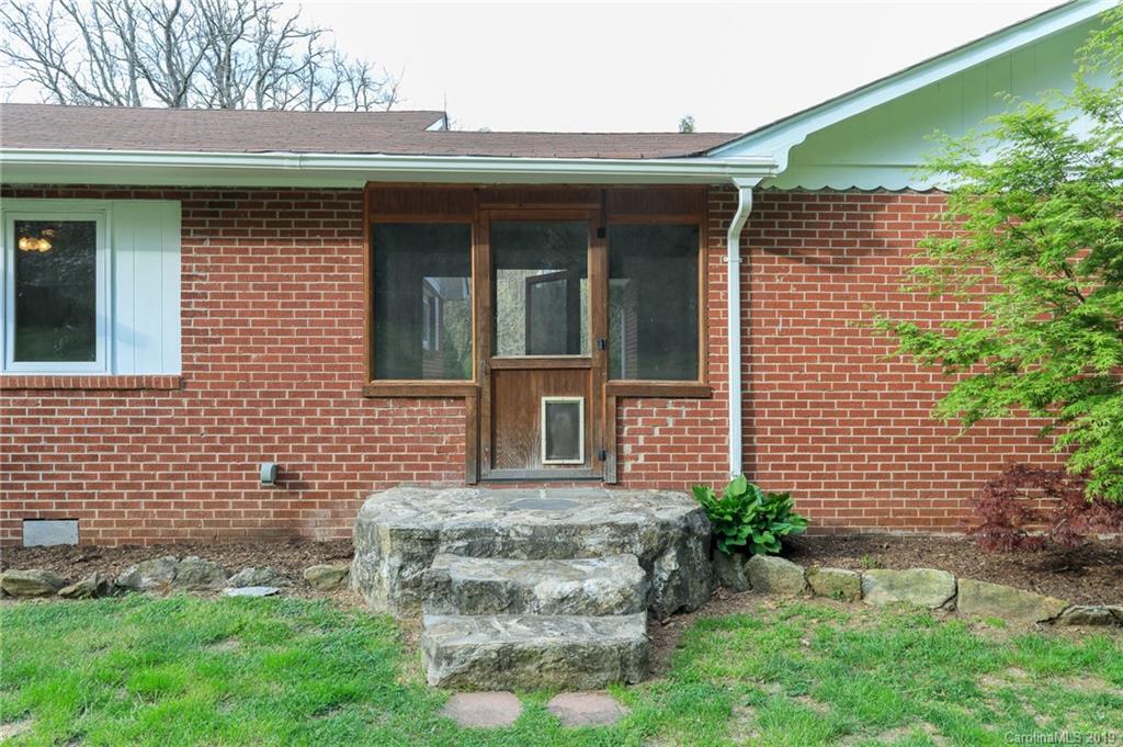 1227 Garren Creek Road Fairview, NC 28730 - Photo 25 of 38 Gallery Image 25