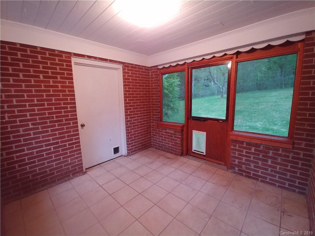 1227 Garren Creek Road Fairview, NC 28730 - Photo 26 of 38 Gallery Image 26