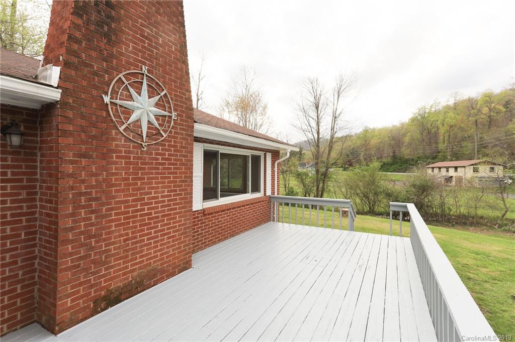 1227 Garren Creek Road Fairview, NC 28730 - Photo 32 of 38 Gallery Image 32