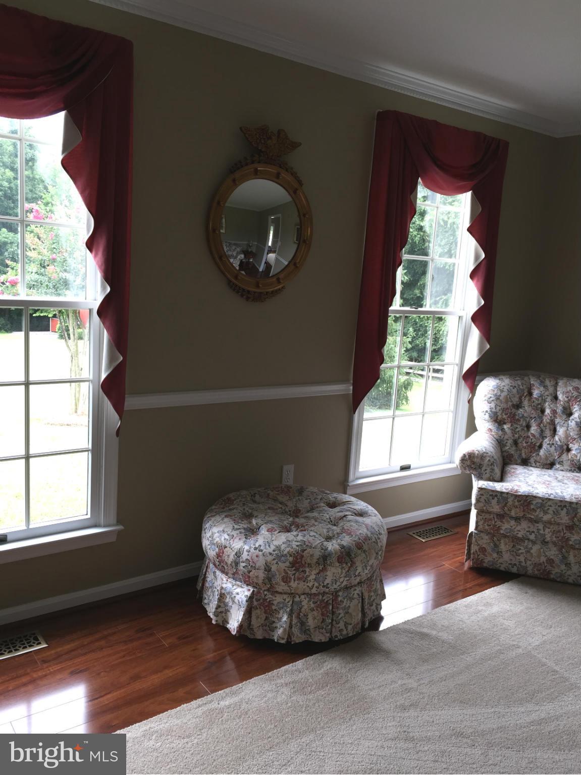 6335 Windy Creek Road Huntingtown, MD 20639 - Photo 29 of 30 Living Room