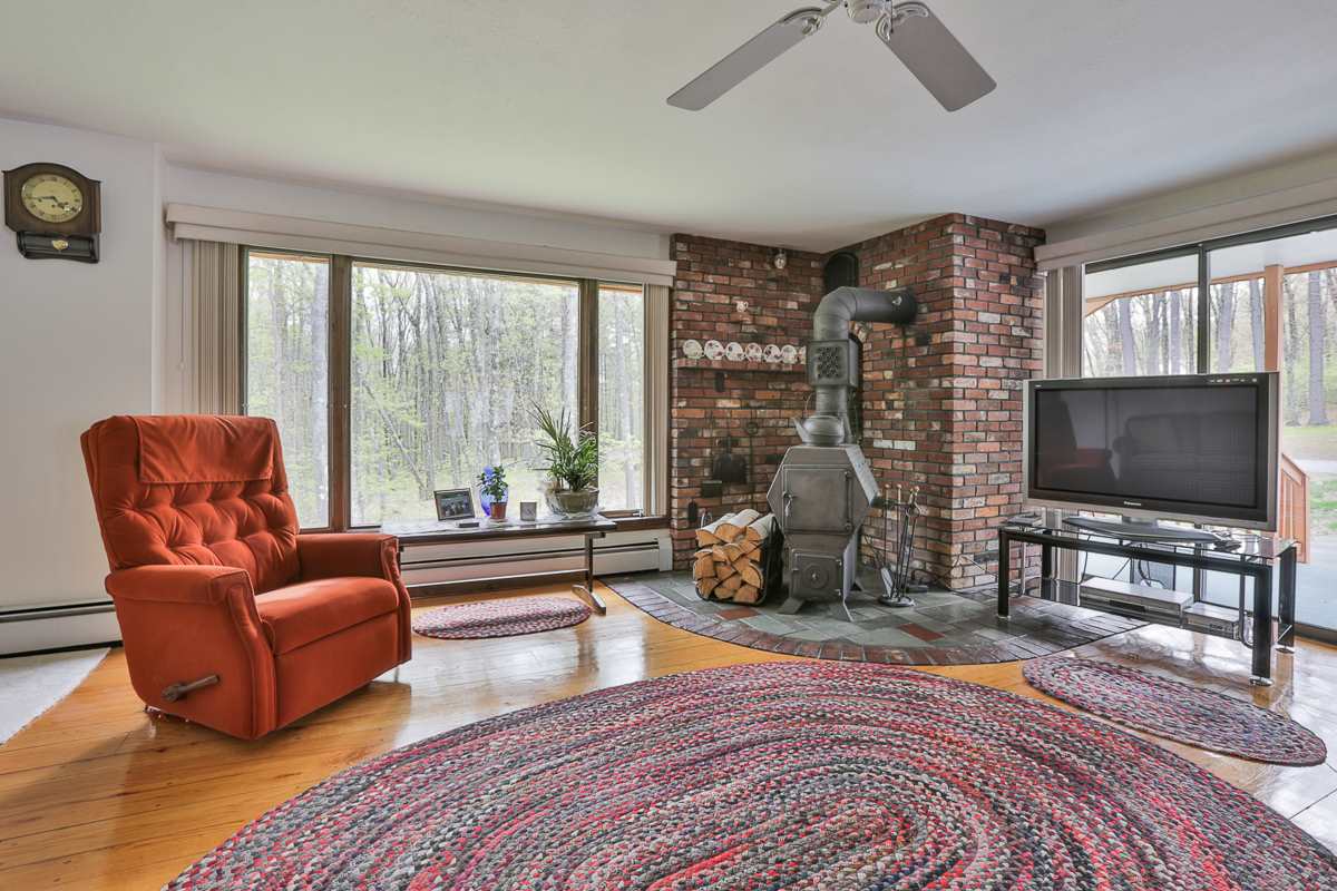 62 Goodhue Road Derry, NH 03038 - Photo 14 of 21