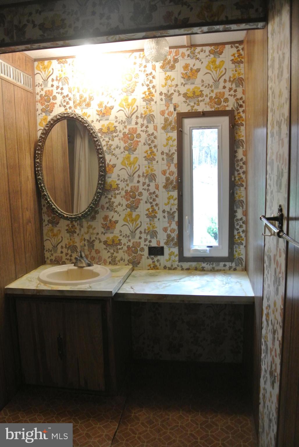 1410 Evans Road Pottstown, PA 19465 - Photo 20 of 40 Full Bath