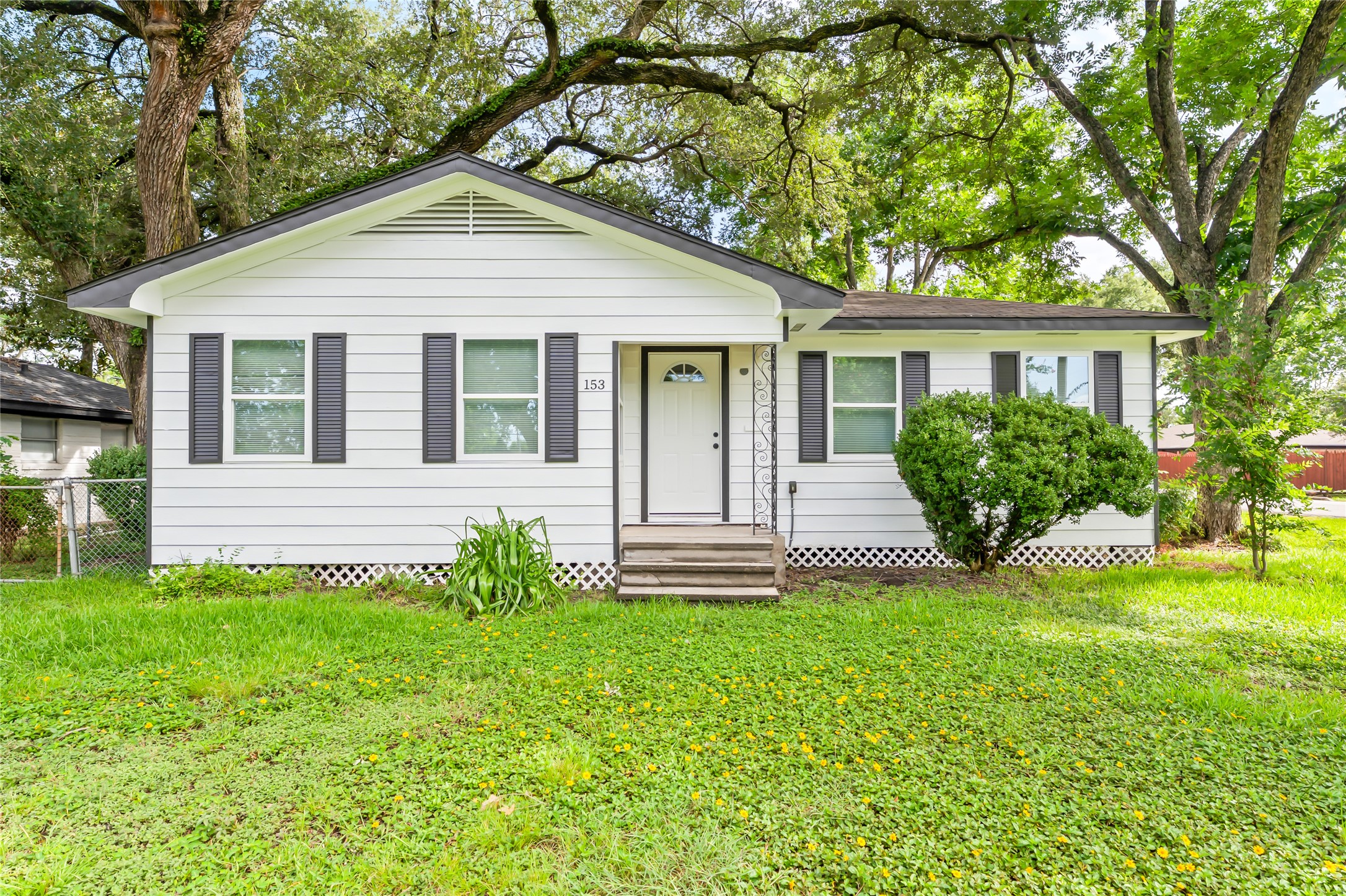 153 East Rittenhouse St