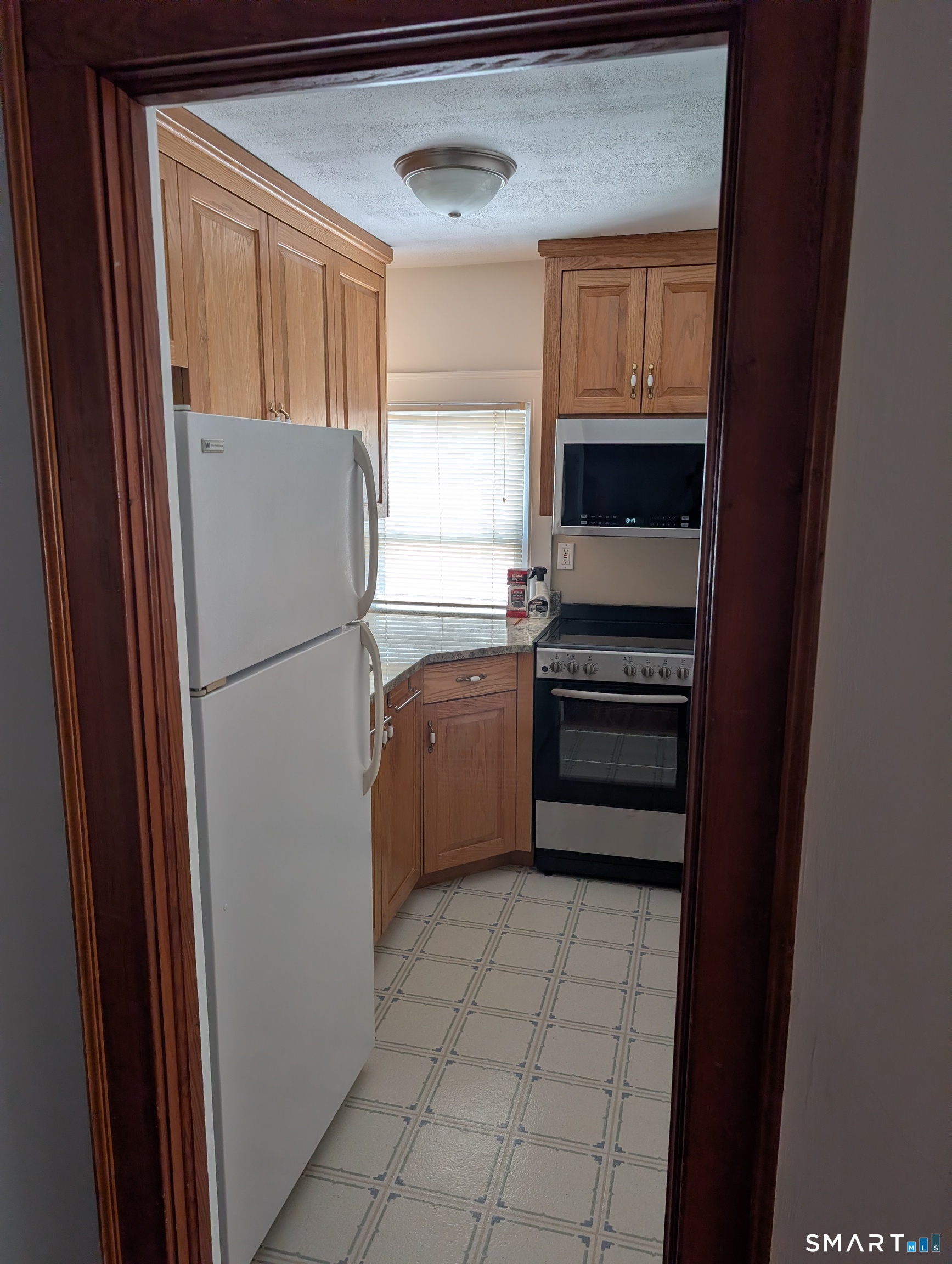 50 Bretton Road West Hartford, CT 06119 - Photo 5 of 18