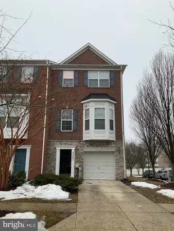 $2,950 | 3301 Castle Ridge Circle, Unit 36, Silver Spring, MD 20904