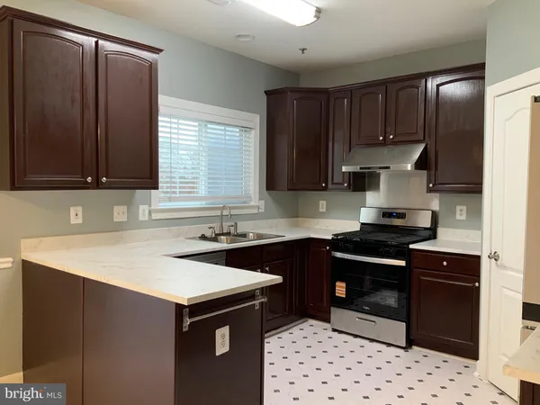 $2,950 | 3301 Castle Ridge Circle, Unit 36, Silver Spring, MD 20904