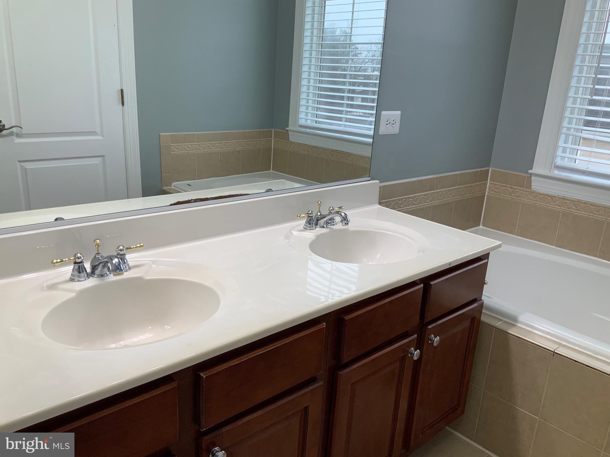 3301 Castle Ridge Circle, Unit 36 Silver Spring, MD 20904 - Photo 34 of 46