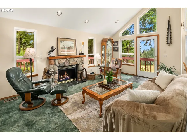 $3,500,000 | 162 Bylin Road, Stevenson, WA 98648