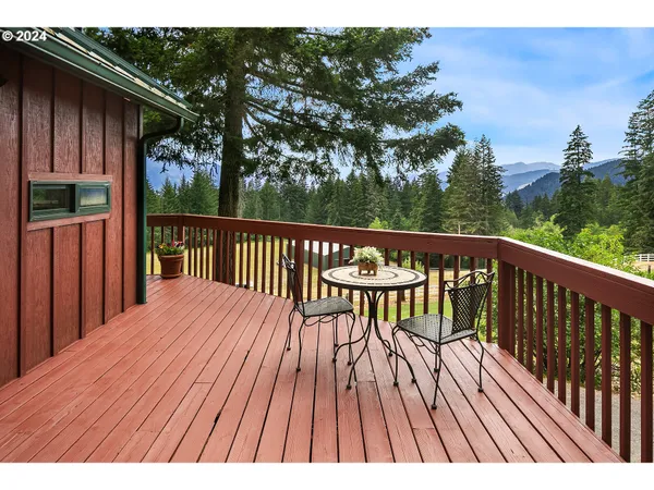 $3,500,000 | 162 Bylin Road, Stevenson, WA 98648