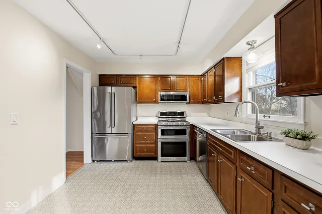 $359,000 | 2704 Lakewood Drive North, Carmel, IN 46280