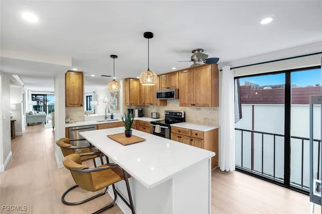 $3,500 | 2445 West Gulf Drive, Unit 47B, Sanibel, FL 33957