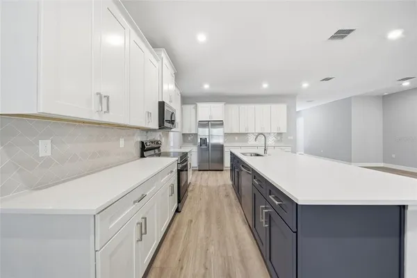 $469,900 | 1215 West Union Street, Hernando, FL 34442