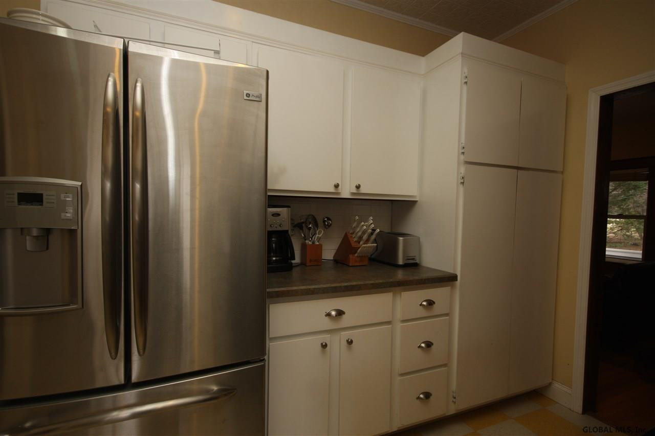 132 Adams Place Bethlehem, NY 12054 - Photo 15 of 25 Photo 15