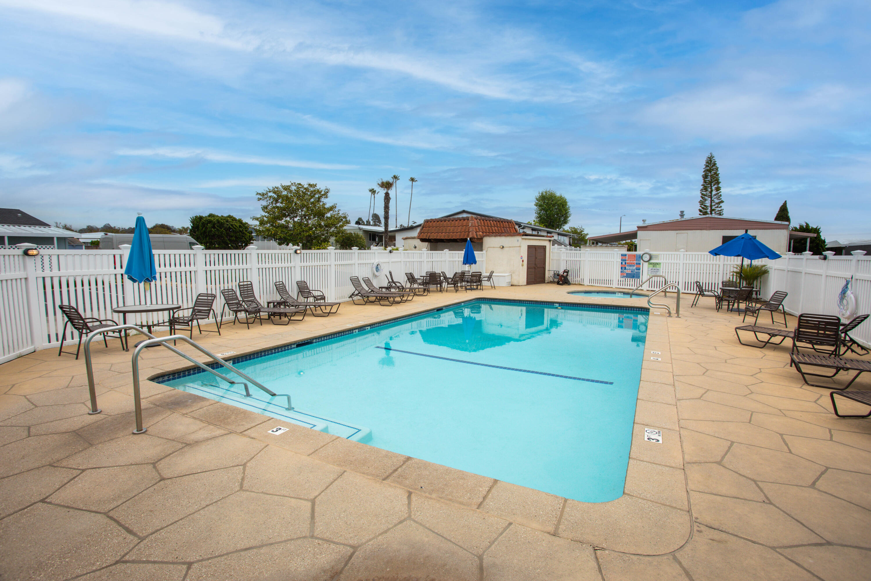6180 Via Real, Unit 40 Carpinteria, CA 93013 - Photo 16 of 22 Community Pool