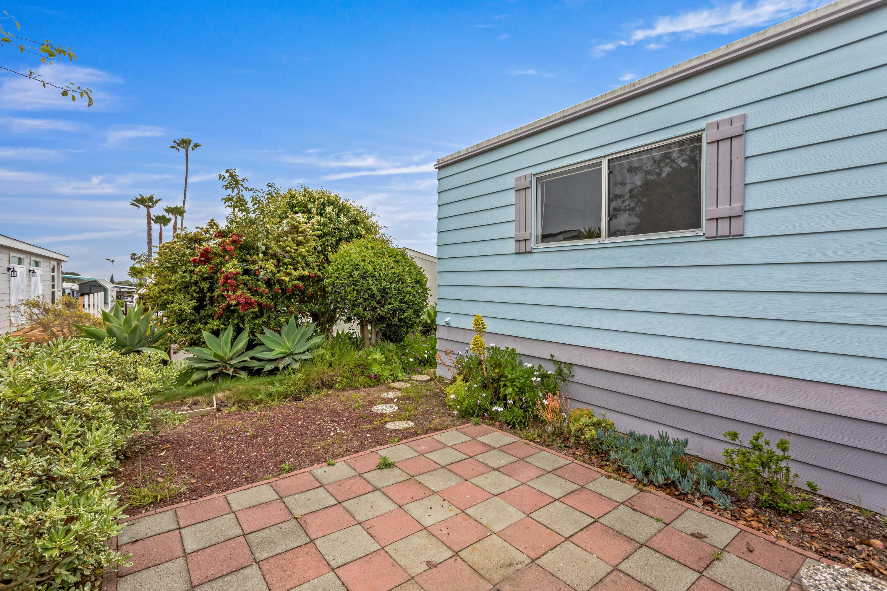 6180 Via Real, Unit 40 Carpinteria, CA 93013 - Photo 20 of 22 Patio
