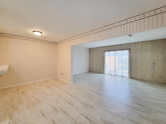 $1,400 | 1815 Country Village Boulevard, Humble, TX 77338