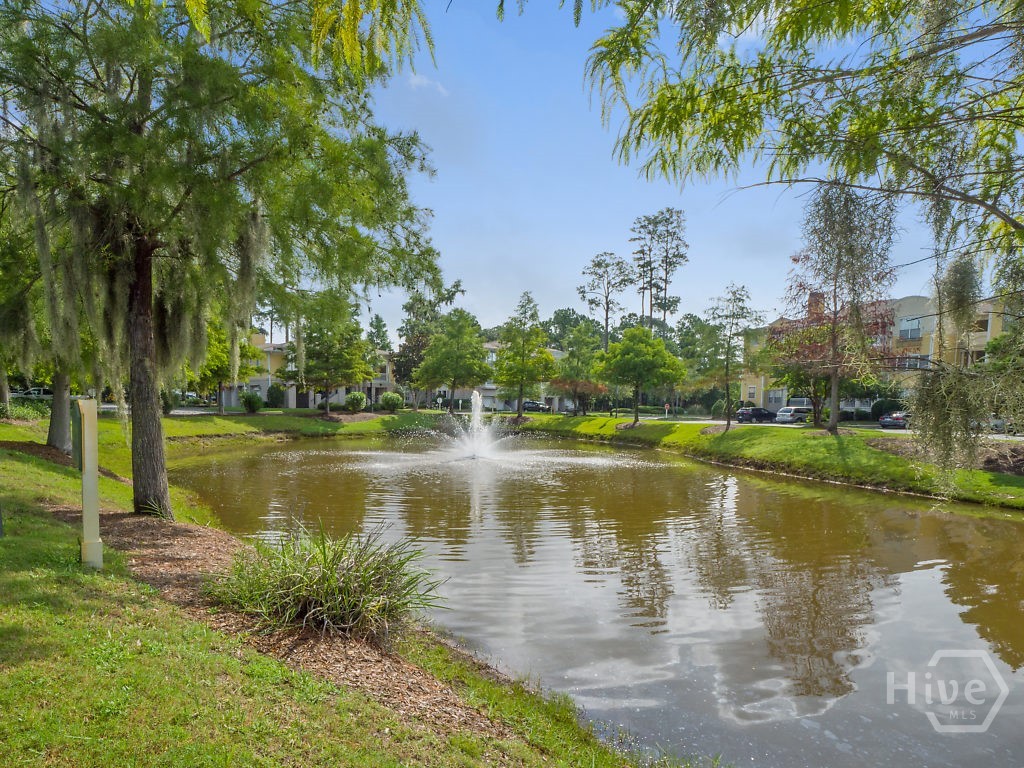 2136 Whitemarsh Way Savannah, GA 31410 - Photo 23 of 32