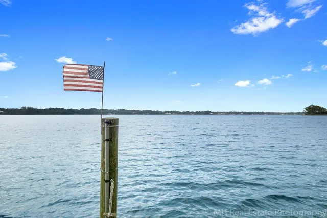 $374,900 | 6 Marina Cove Drive, Niceville, FL 32578