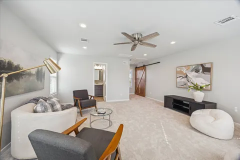 $925,000 | 211 East 24th Street, Houston, TX 77008