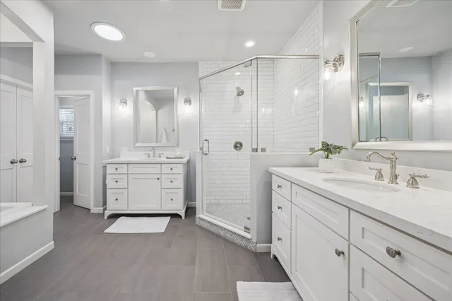 $925,000 | 211 East 24th Street, Houston, TX 77008