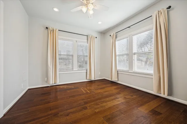 $925,000 | 211 East 24th Street, Houston, TX 77008