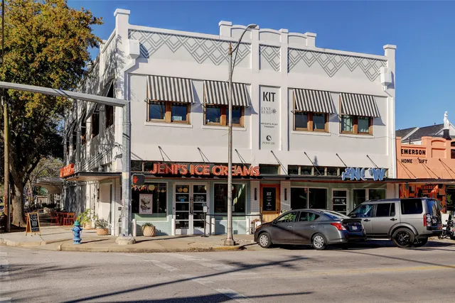 $925,000 | 211 East 24th Street, Houston, TX 77008