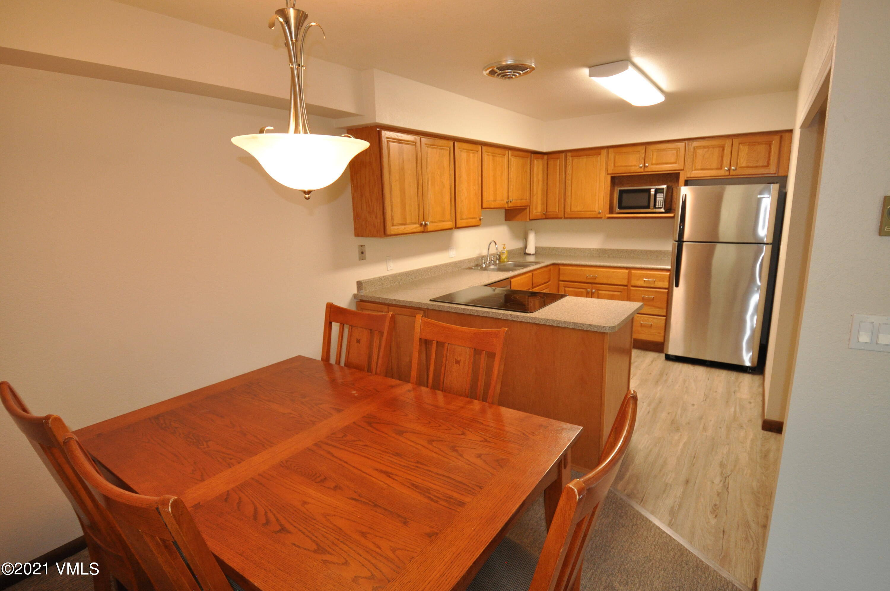2743 Kinnickinnick Road, Unit A4 Vail, CO 81657 - Photo 17 of 28 DSC_0196