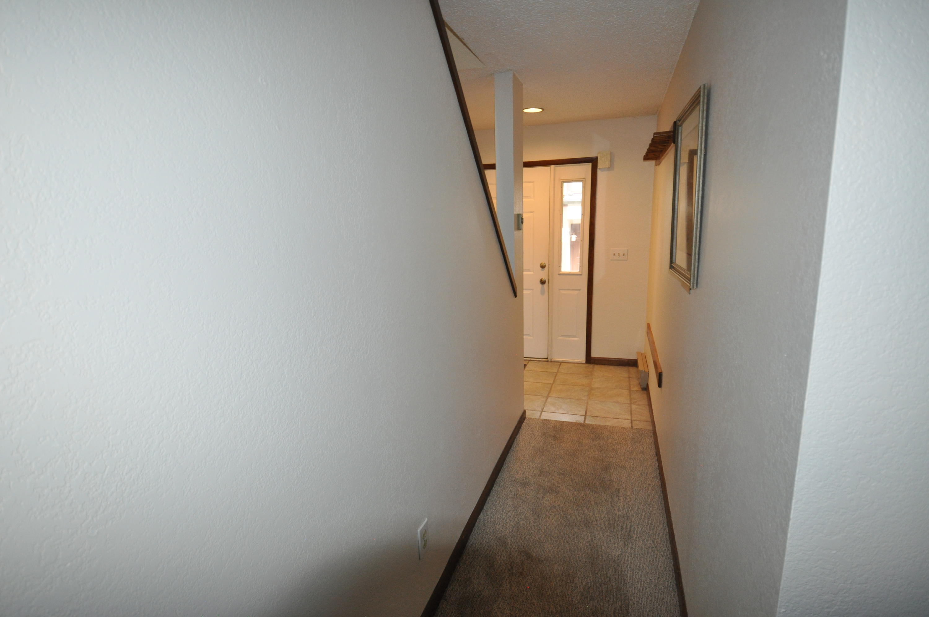 2743 Kinnickinnick Road, Unit A4 Vail, CO 81657 - Photo 9 of 28 DSC_0188
