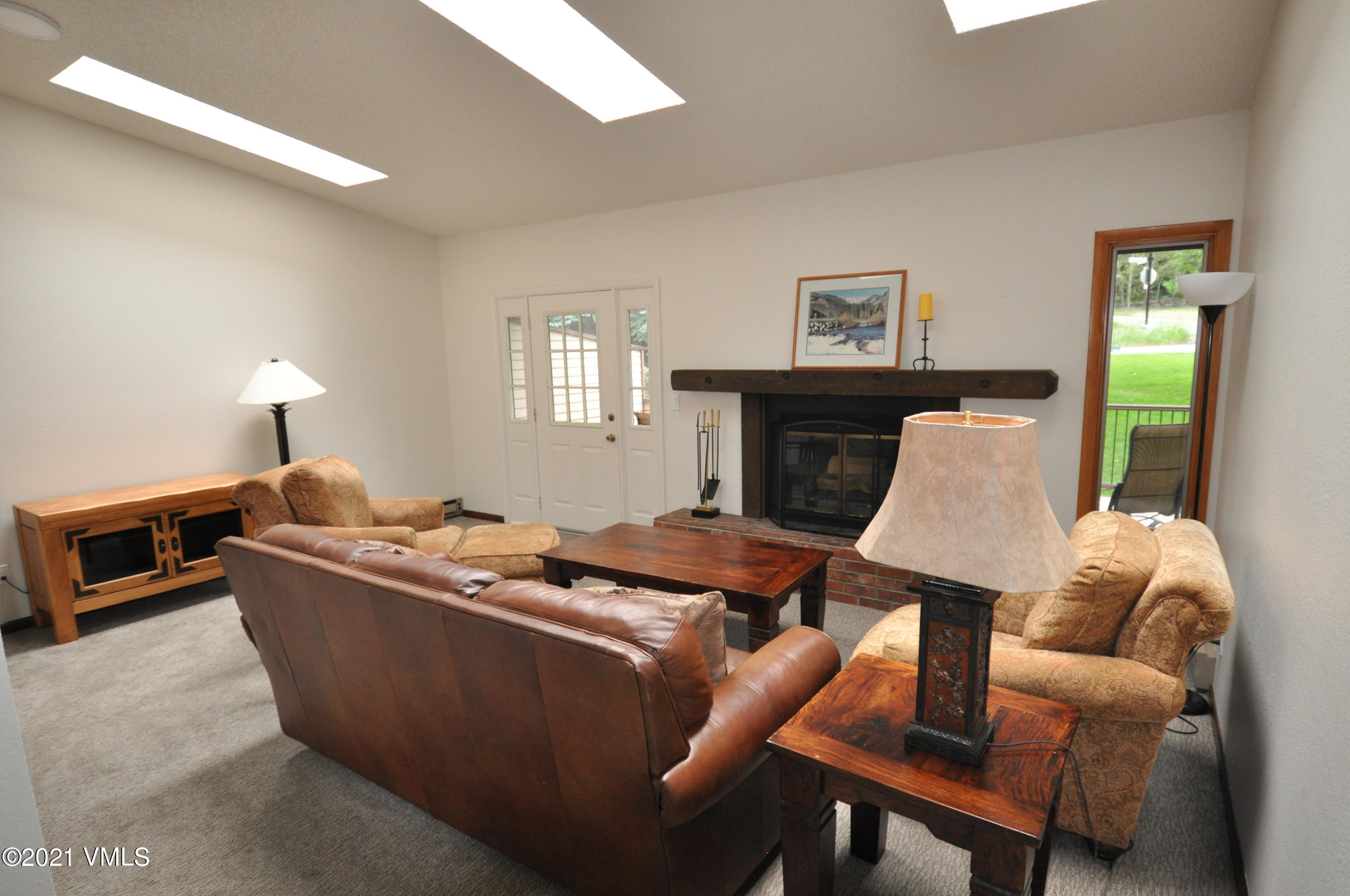 2743 Kinnickinnick Road, Unit A4 Vail, CO 81657 - Photo 10 of 28 DSC_0189