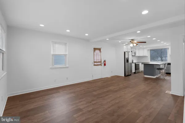 $2,875 | 950 Central Avenue, Runnemede, NJ 08078