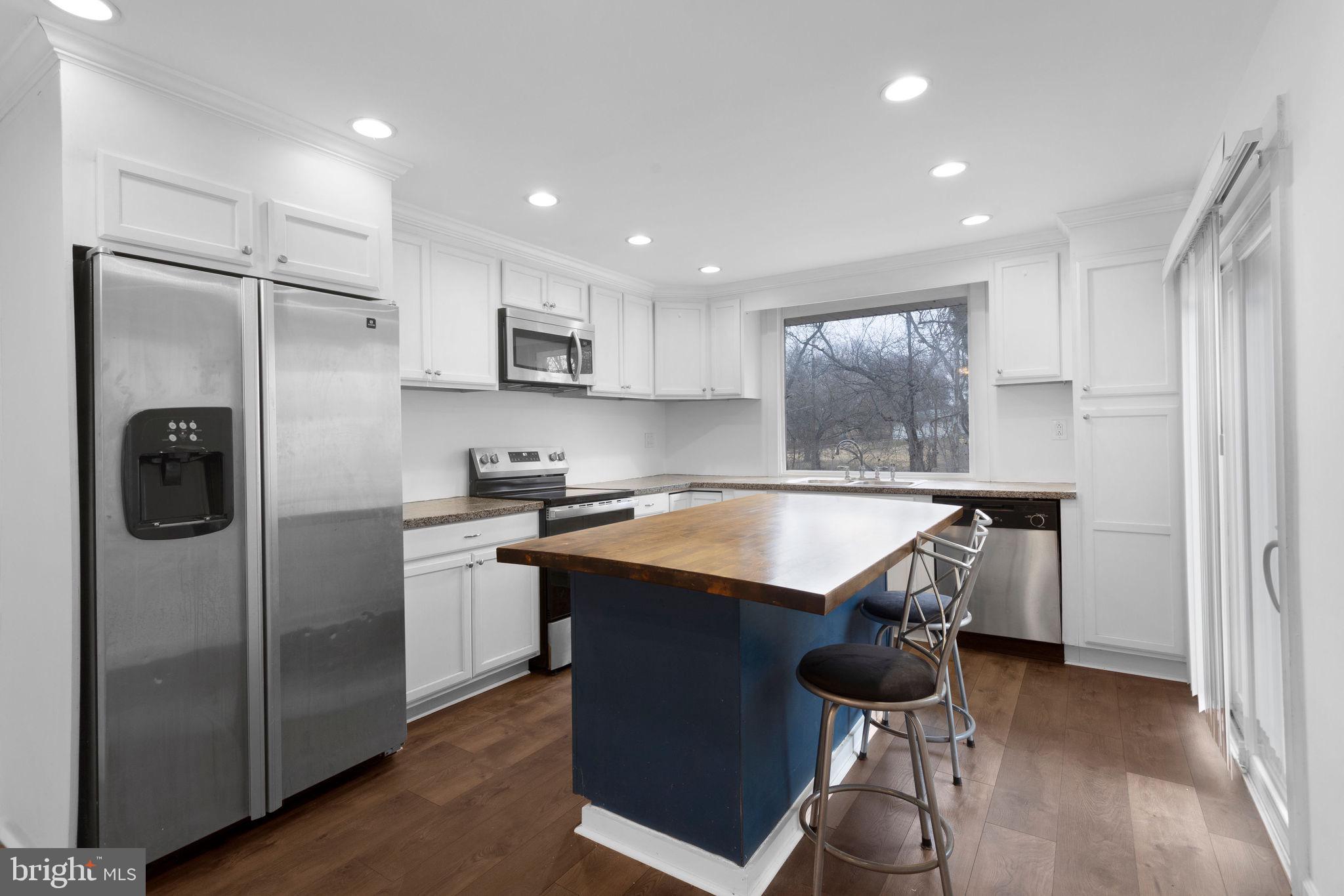 950 Central Avenue Runnemede, NJ 08078 - Photo 6 of 24 Kitchen