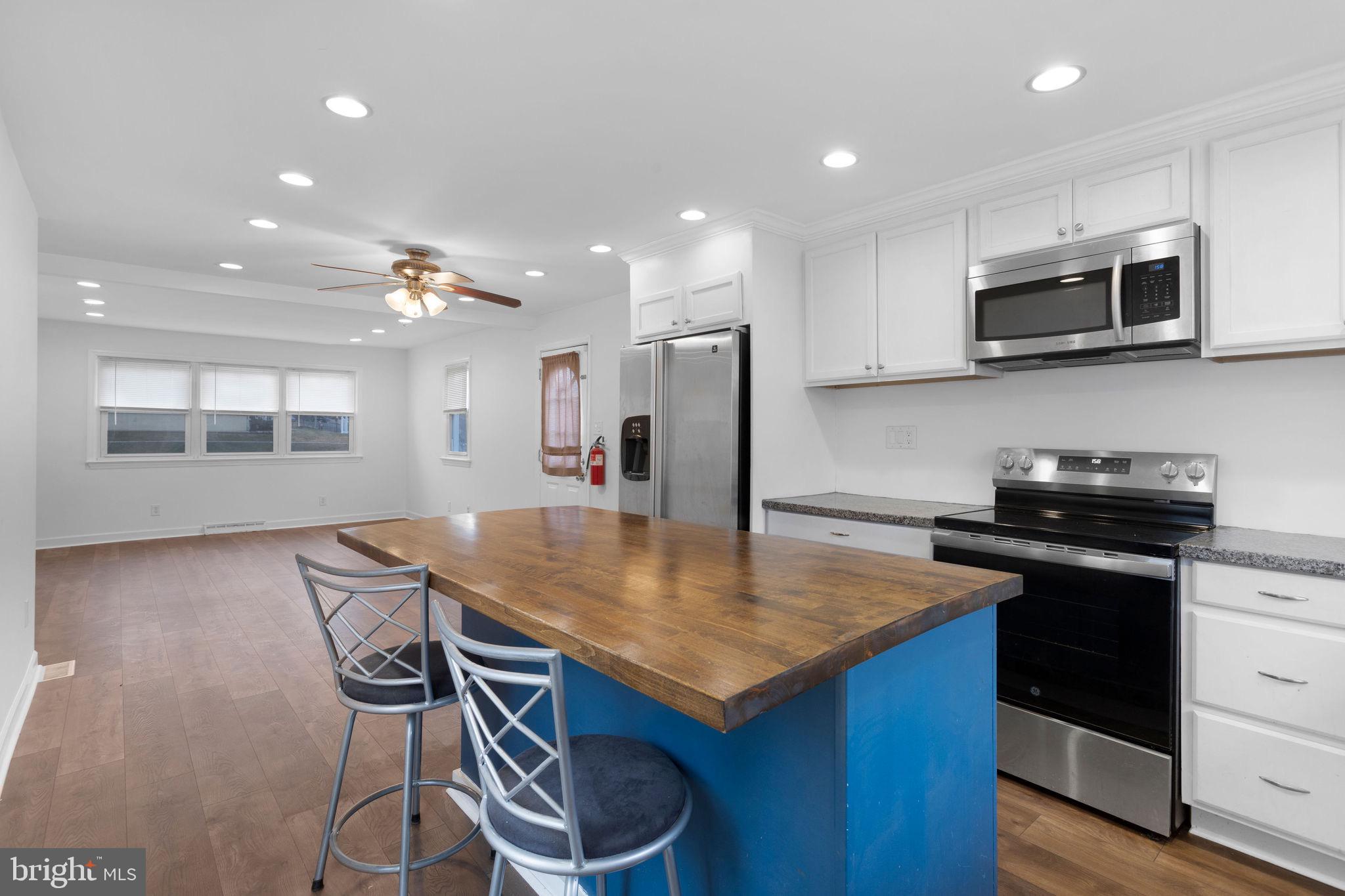 950 Central Avenue Runnemede, NJ 08078 - Photo 7 of 24 Kitchen