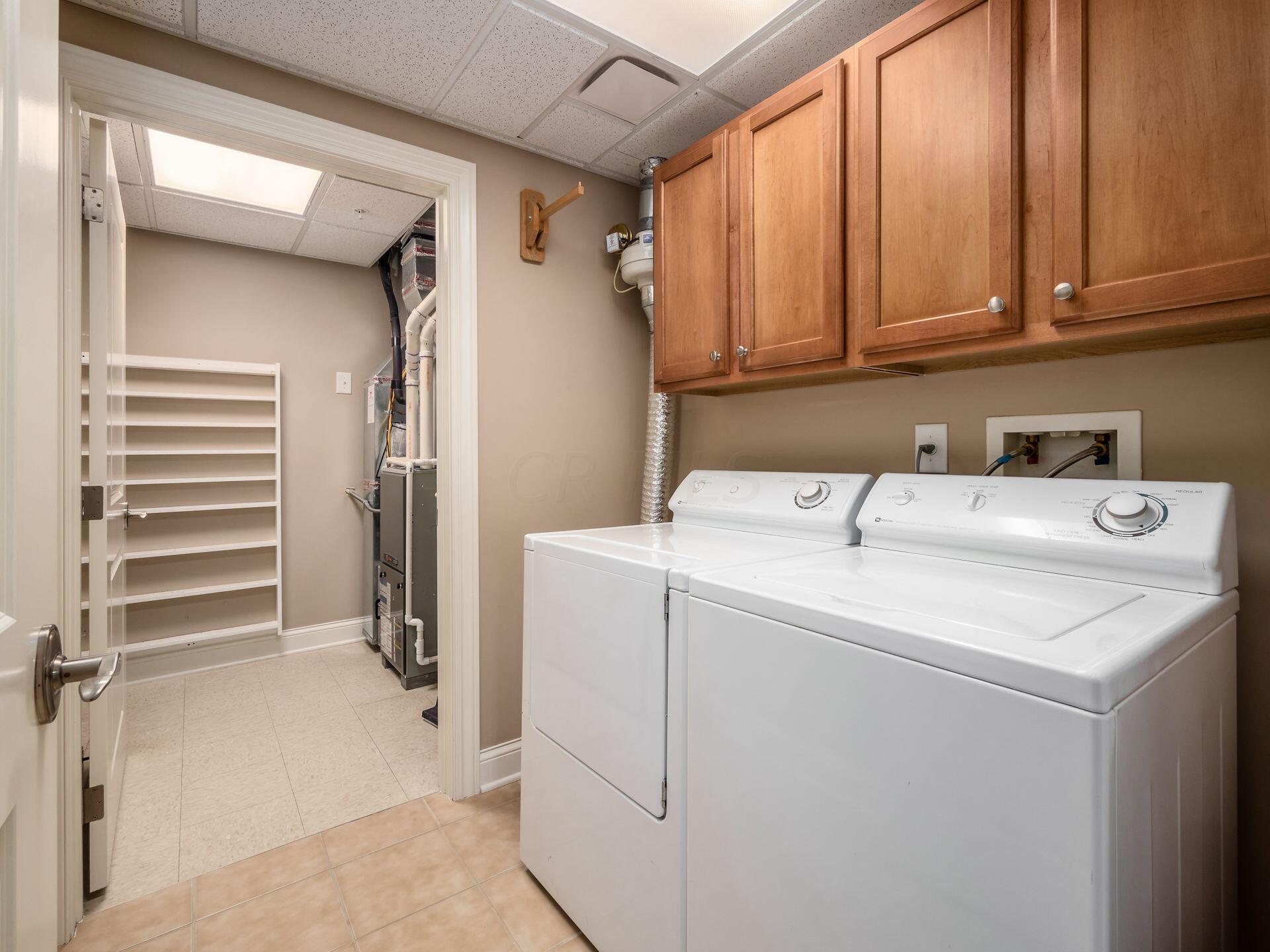 3175 Tremont Road, Unit 211 Columbus, OH 43221 - Photo 23 of 39 021_a8_N 3175 Tremont 211 017