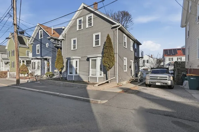 $2,800 | 36 Union Street, Unit 36, Woburn, MA 01801