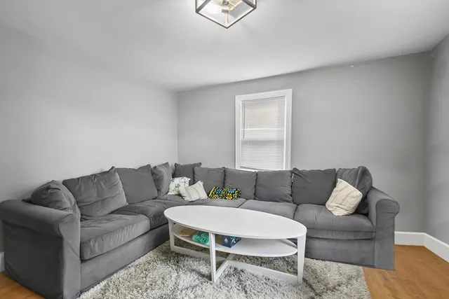 $2,800 | 36 Union Street, Unit 36, Woburn, MA 01801