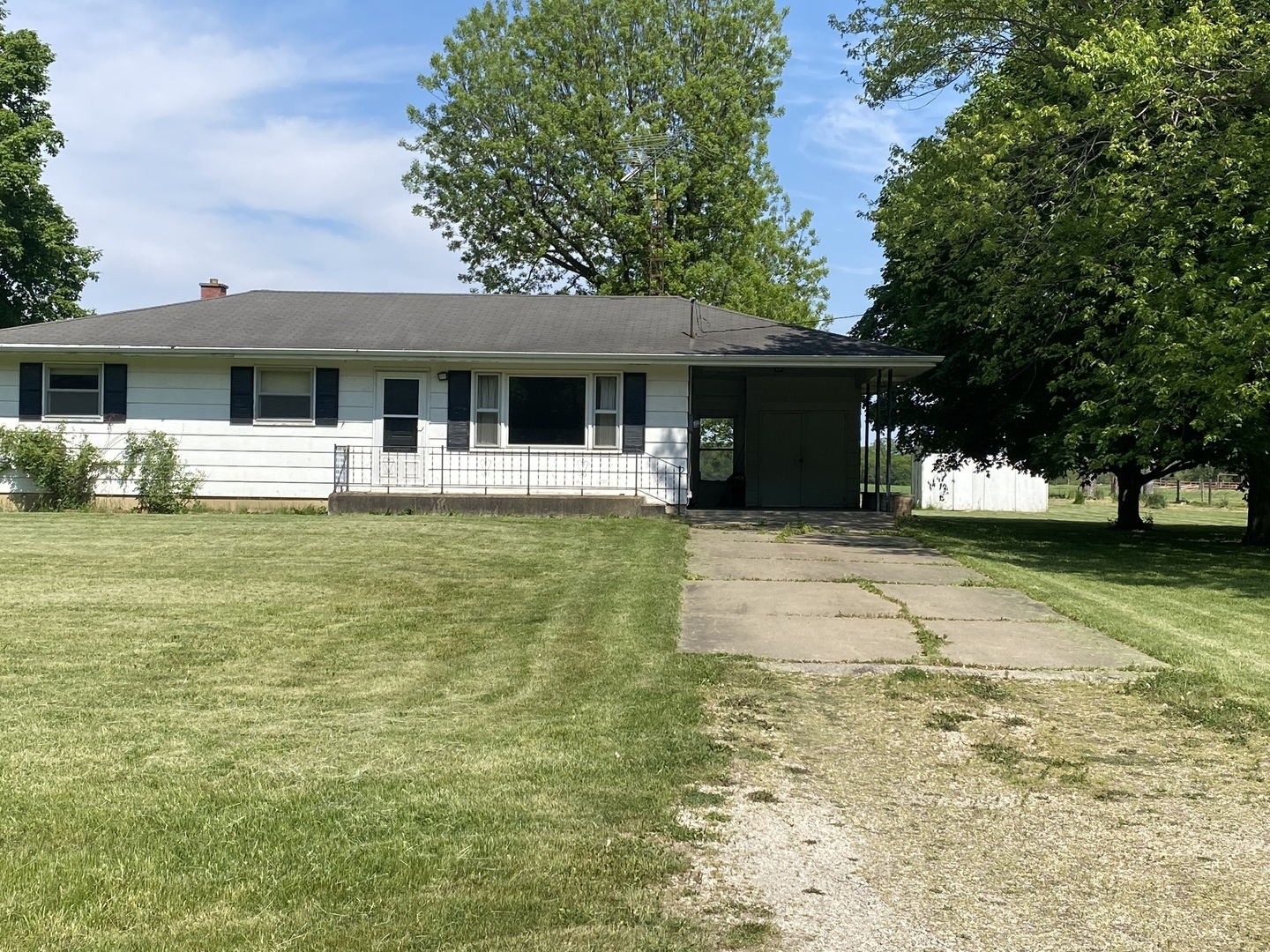 1512 East 18th Road Streator, IL 61364 - Photo 1 of 19
